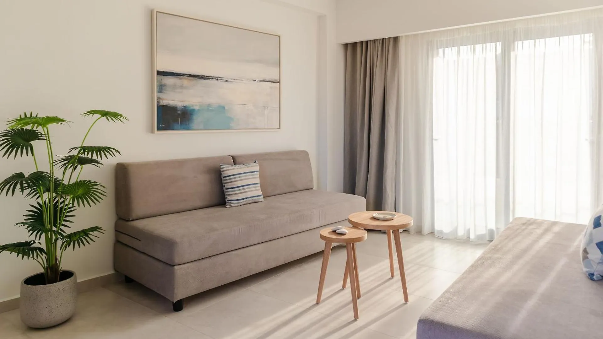 Batis Beach Hotel Rethymno  3*, Rethymno (Crete) Greece