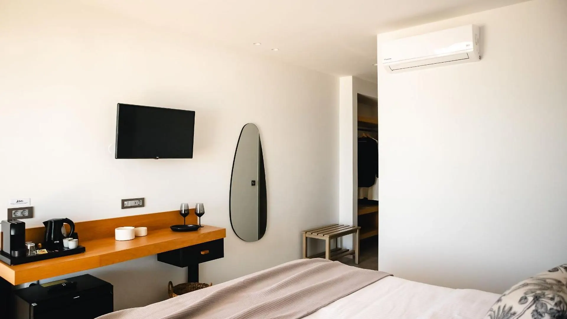 Batis Beach Hotel Rethymno  Aparthotel