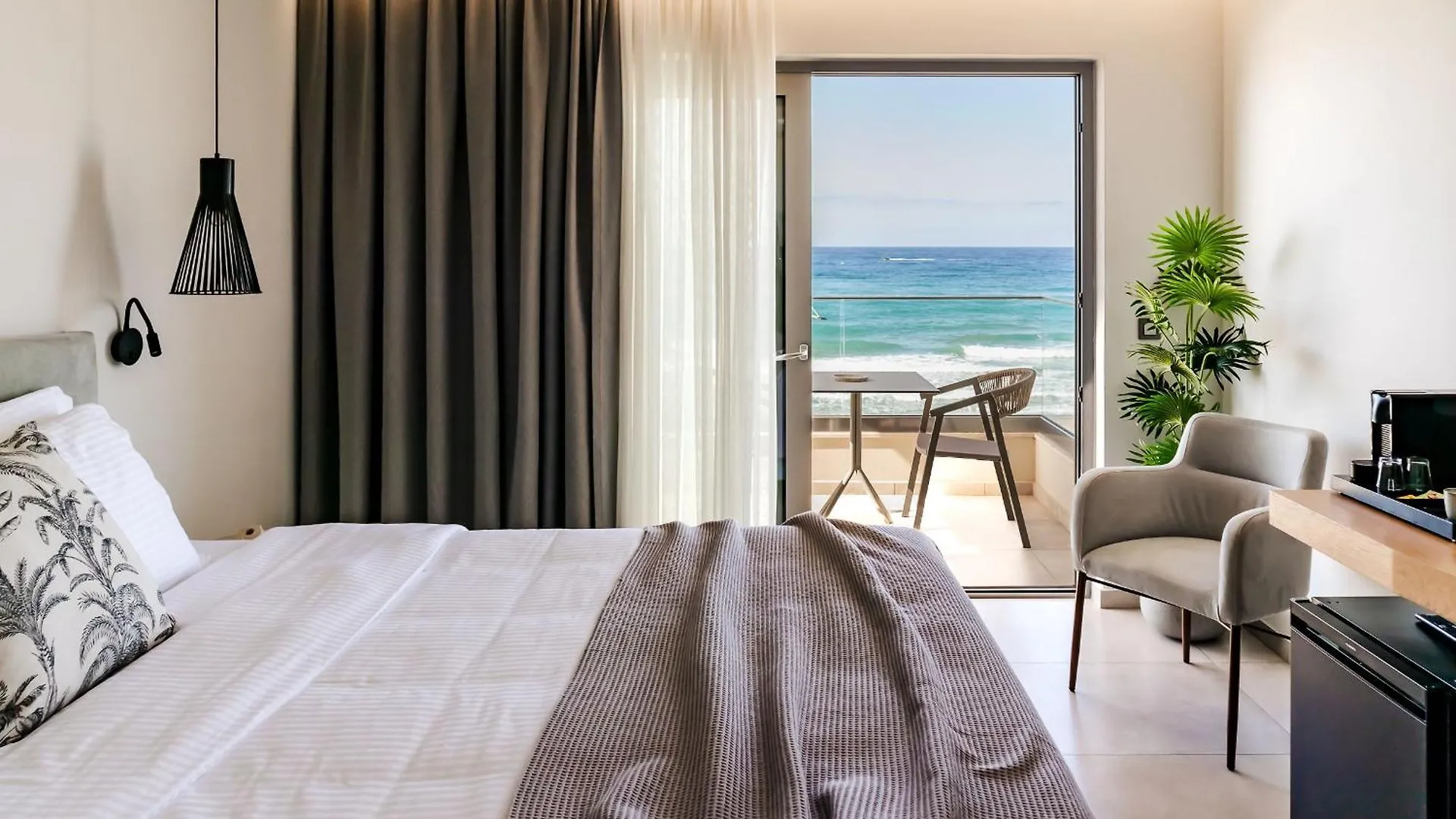 Batis Beach Hotel contacts