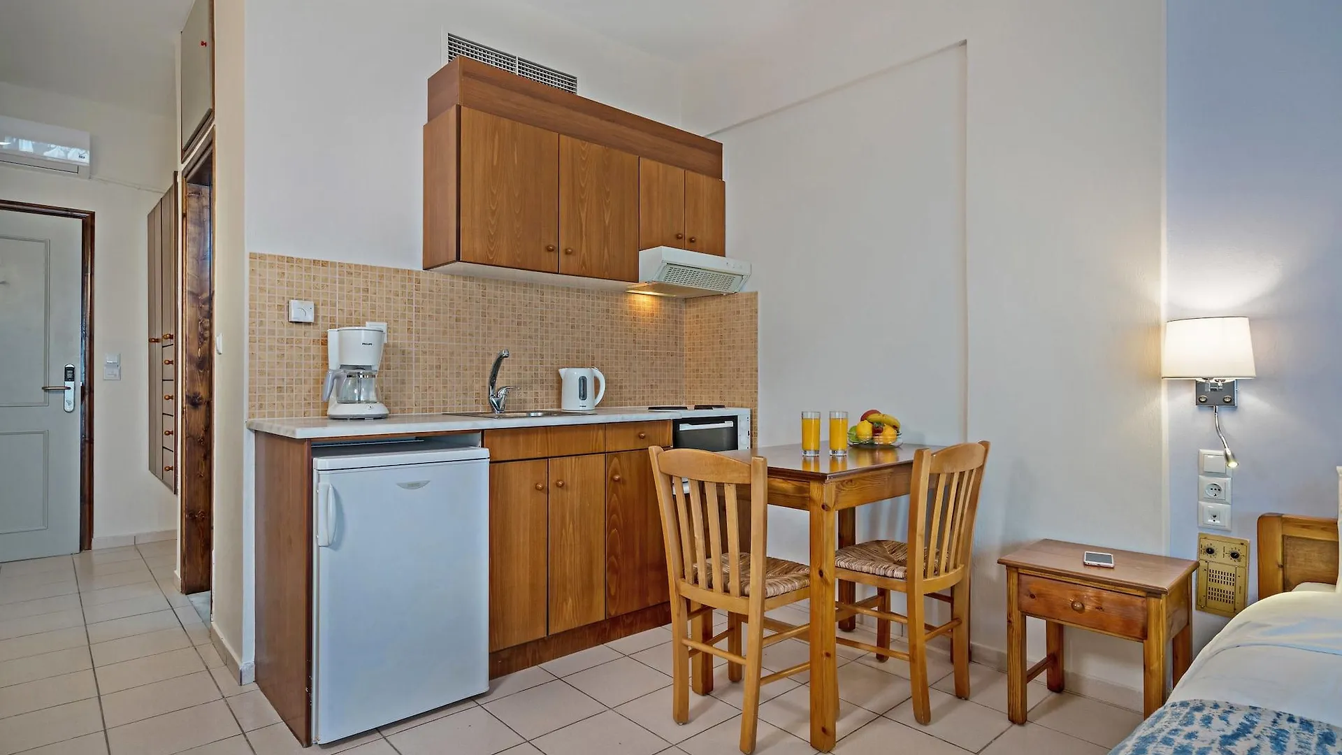Batis Beach Hotel Ретимно